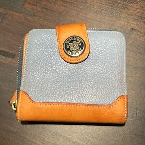 Dooney and Bourke wallet